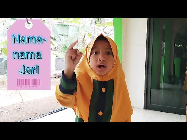 menyanyikan lagu nama-nama Jari bersama Jannah~nuril jannah bimbel