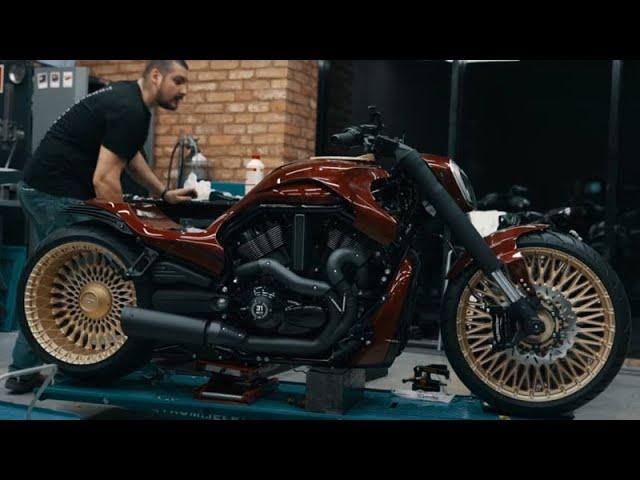  Harley-Davidson V-Rod ‘Giotto 31’ build by BOX39