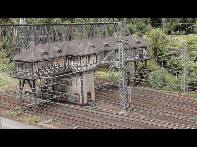 Wunderschöne H0 Modellbahn / Beautiful H0 model railway layout