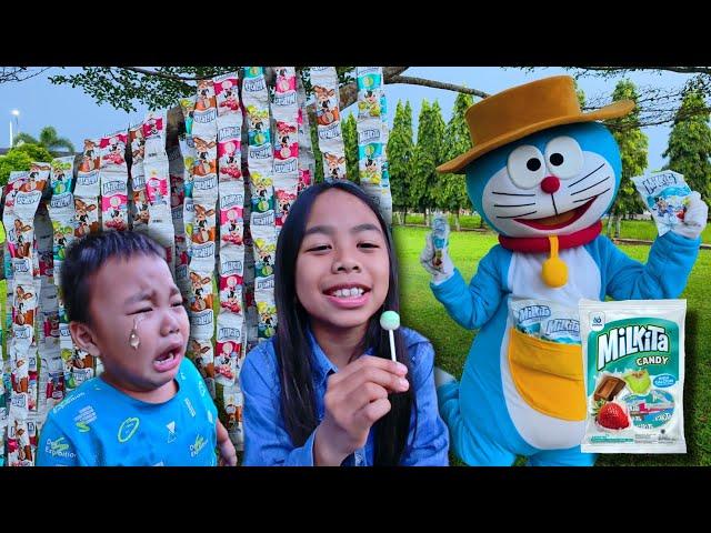 Vlog Rafisqy ke Playground Ayunan, Perosotan Mau Naek Odong-odong Untung Ada Permen Milkita Lollipop