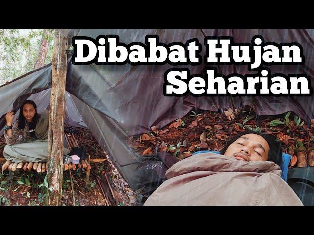 Solo Camping Hujan Deras Di Tengah Hutan