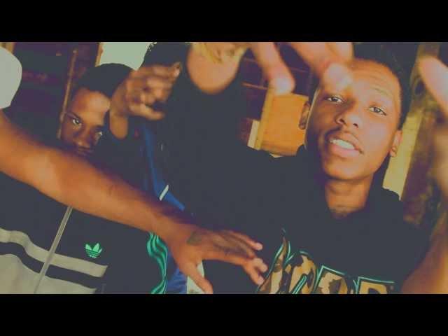 Eazy Tarentino - " GOING CRAZY " | Official Music Video ( Produced By SAVAGEBEATS )