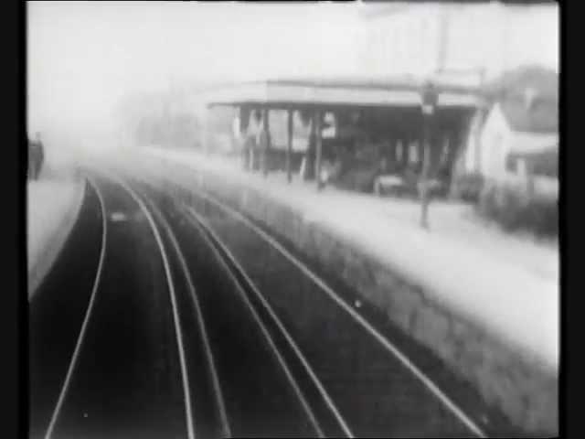 LSWR - The first electric trains...1915 not 1913 - {Silent}