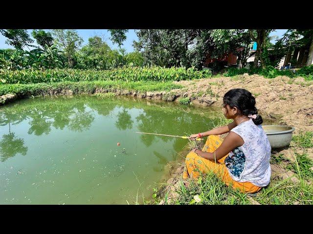 Amazing Fish Trap Fishing Tilapia | Mud Water Hook Fishing By Woman | FisherWoman