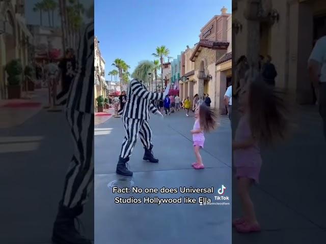 Adorable Little Girl LOVES Universal Studios