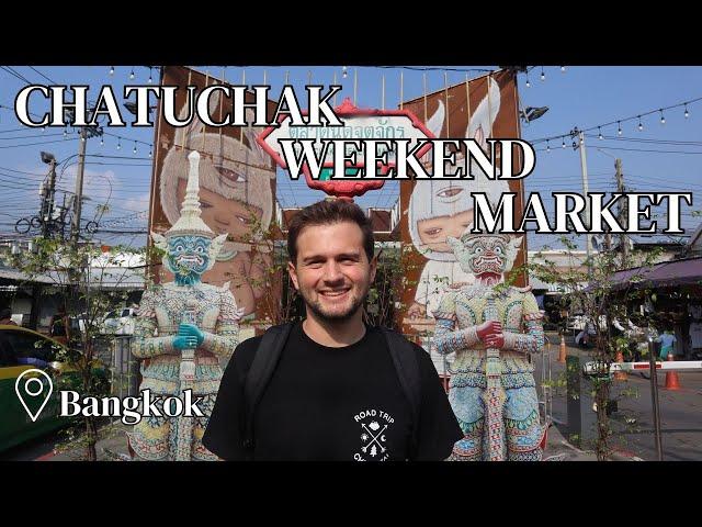 Chatuchak Market + Christmas in Bangkok?!