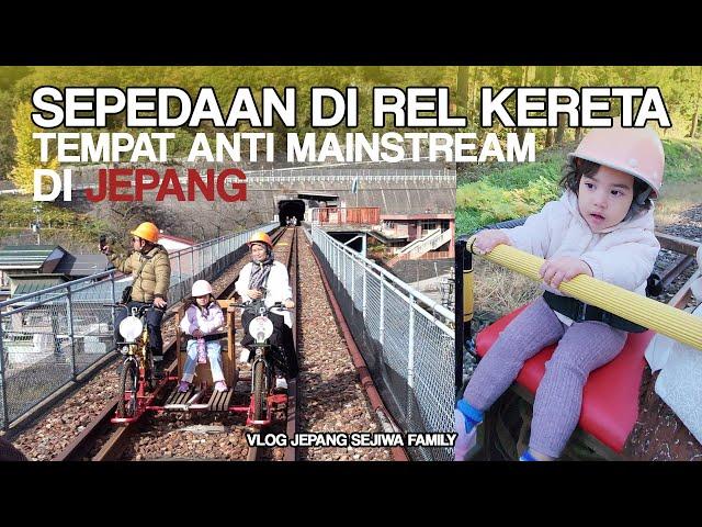 MAIN SEPEDA DI REL KERETA JEPANG - GATTAN GO