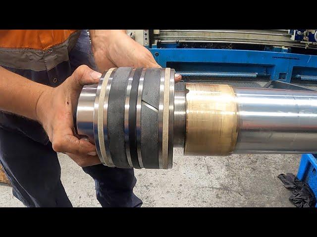 VOLVO EC290BLC Excavator Boom Cylinder Rebuild