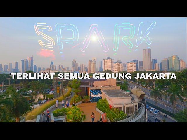 MALL ADA SKY WALK VIEW SUNSET DAN DANAU | Spark Senayan Park Jakarta Pusat