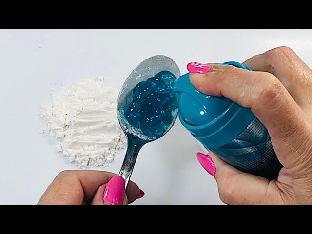 Mix flour with shaving foam, you never imagined it