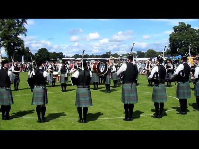 Perth 2013 - Saint Thomas Alumni Pipe Band