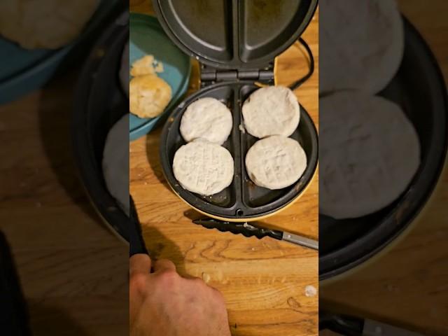 Can You COOK FROZEN Biscuits in THIS Omelet Maker?