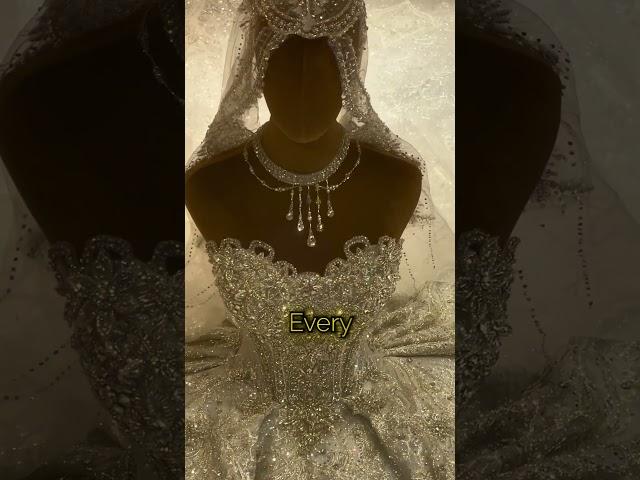 2025 Luxury Wedding Dress. (amandanovias)