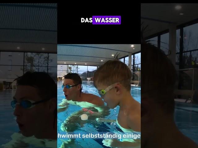 Schwimmunterricht für Kinder - Eintauchen unter Wasser. Teil 1