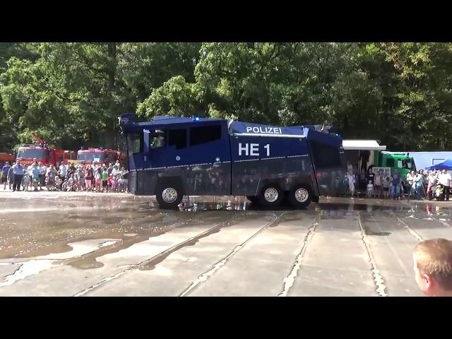 [Wasserwerfer 10000] Polizei Hessen 1 Mercedes Benz/Rosenbauer Wawe10000 in Hanau