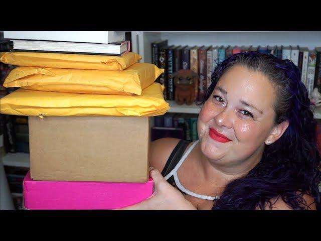 August Haul (Arcs, Purchased, & Final Labyrinth Unboxing)