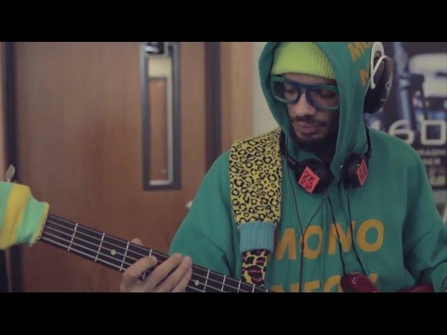 MonoNeon with Ghost-Note // "Ja-Make-Ya Dance" (Live at Telefunken Elektroakustik)