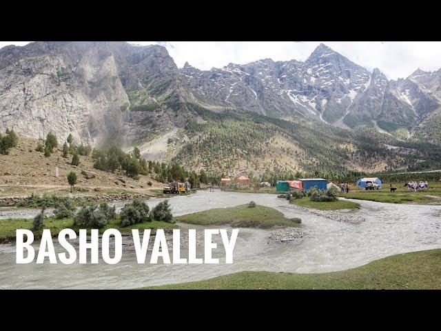 Basho Valley Skardu Jeep Track | Waqar Travel Addict | Jeep Track Travel Guide | #bashovalley #vlog