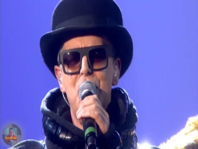 Pet Shop Boys ft. Lady GaGa & Brandon Flowers - 2009 BRIT Awards Perfomance