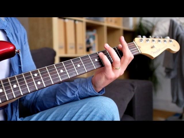 Blues Guitar Lesson - How To Play Rhythm And Lead At The Same Time