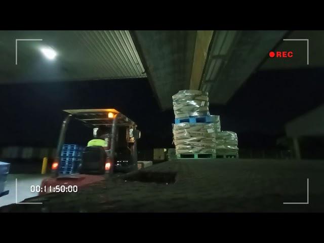 Forklift driving Loading to truck Wingbox #warehouse