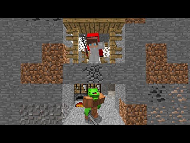 Survival PvP - Mikey vs. JJ in Minecraft