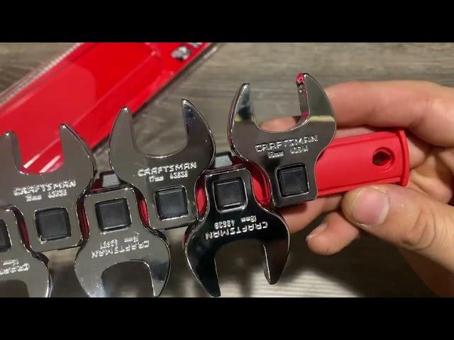 Crowfoot wrench set