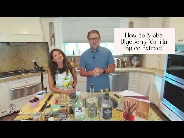 How to Make Blueberry Vanilla Spice Extract at Home With Fresh Blueberries, Cinnamon & Vanilla