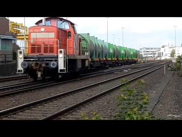 BR 294 beim Rangieren im Bahnhof Weiden in der Oberpfalz