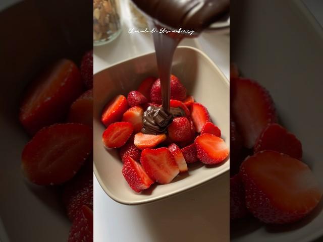 Viral Chocolate Strawberry#shorts #chocolate #strawberry #dessert
