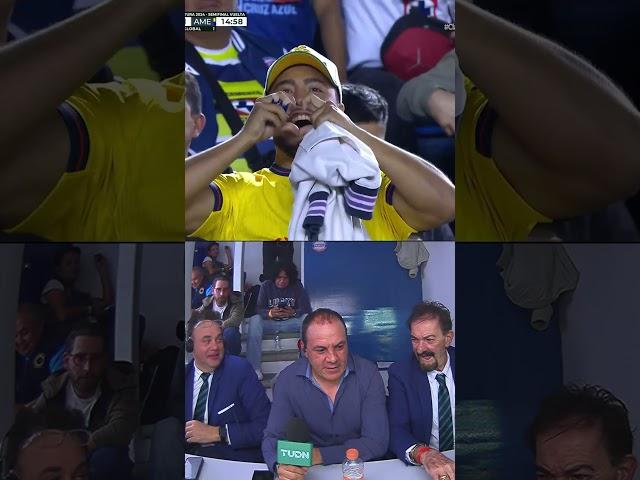  ¡ASÍ FESTEJÓ Cuauhtemoc Blanco el gol del América con JALÓN DE PELOS incluído! 