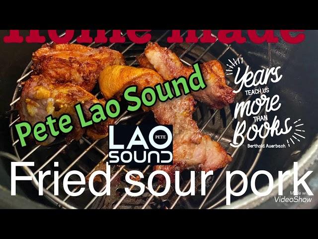 EP#243 หมูส้ม ຫມູສົ້ມ sour pork made Pete Lao Sound style Indonesian style eating using hand