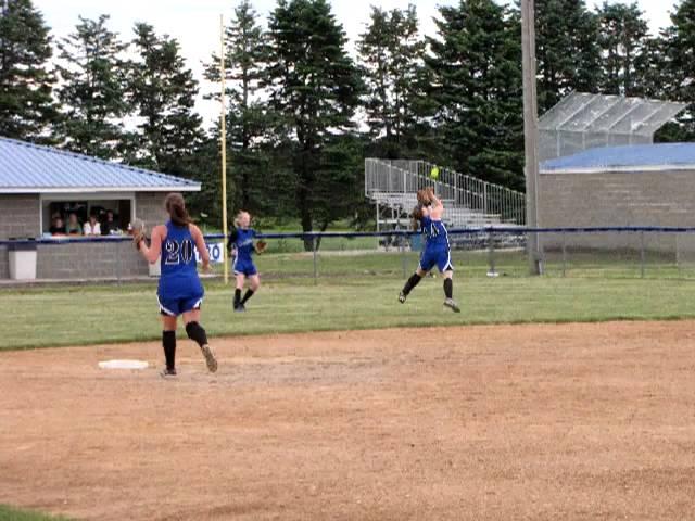 Crestwood 5 Decorah 4-Game winning run