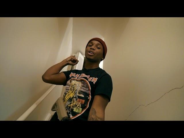 RealRichIzzo "Out On Bond B****" (Official Video)
