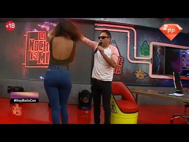 Stephanie Valenzuela en Jeans Ajustados LNEM