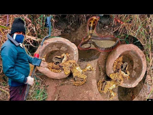 treasure found on oak island#goldtreasure video 3| #goldinfomastion