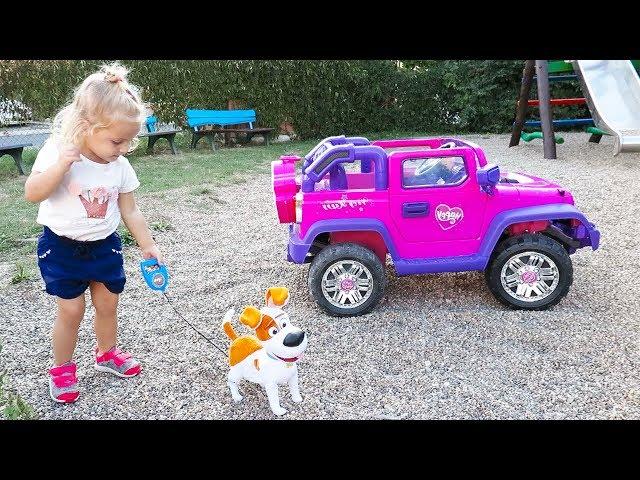 Little Girl Elis Ride On Pink Jeep with The Secret Life Of Pets w/ Thomas Toys Ford Wildtrak