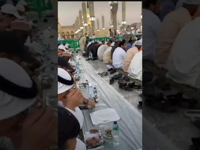 iftar in Khana Kaba ##subscribe #2024 #viral #trending #2024