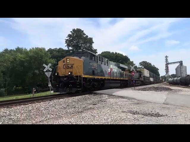 CSX 1982 (Seaboard Heritage Unit) leading I026! & CSX 3415 | Southern_Rail Productions