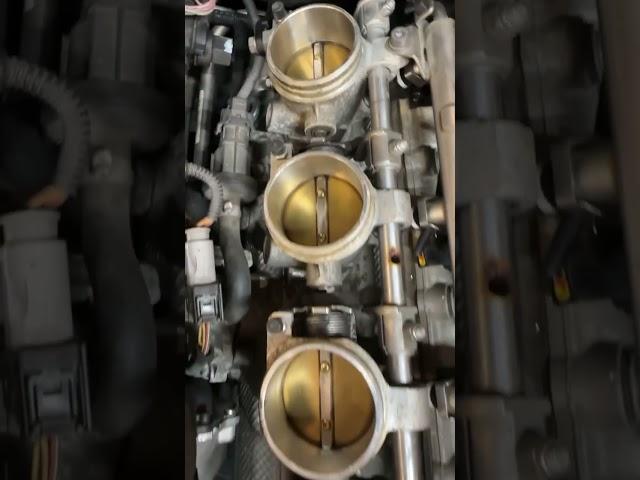 BMW V10 Individual Throttle bodies! #shorts