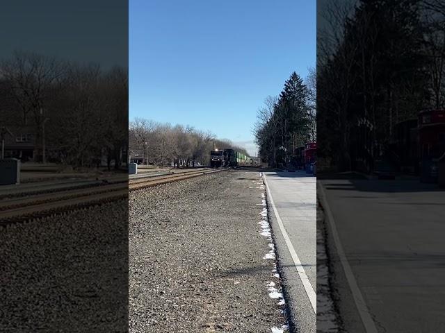 Hotshot NS Intermodal Flies Through Chesterton, IN