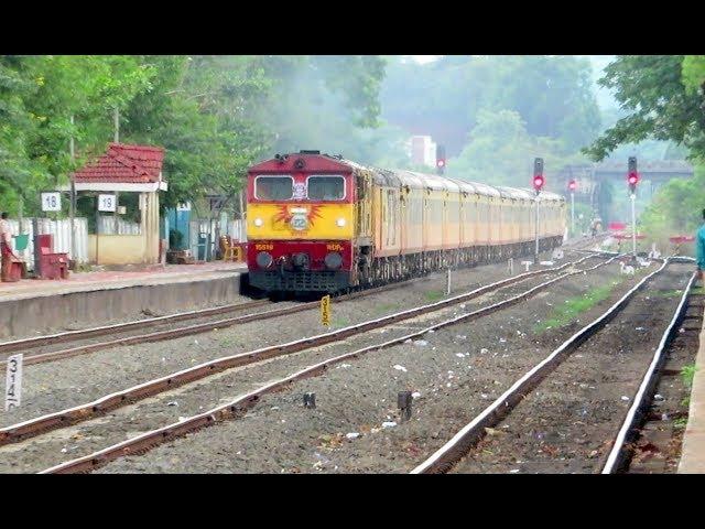 Full Speed Tejas Express : India's High Speed Luxurious Tejas Express at its Best : Konkan Railway