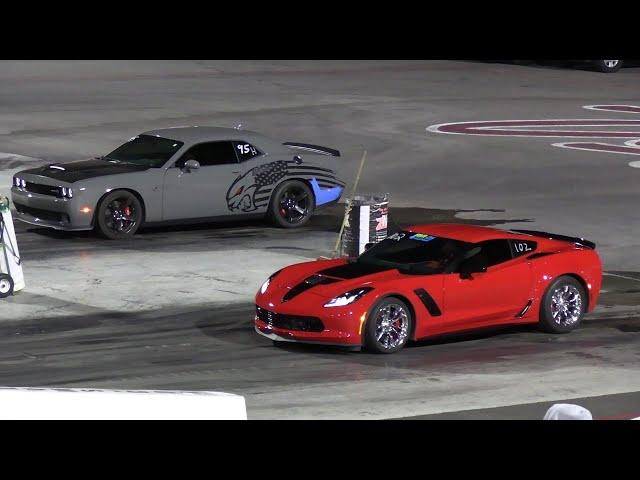 Hellcat vs Z06 Corvette - drag racing