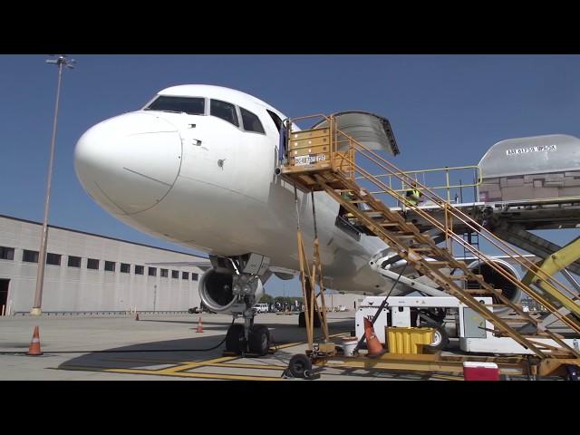 Boeing 757/767 Large Display System (LDS) Flight Deck Retrofit