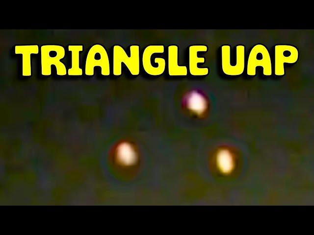 UFOs flying in triangle formation over Philadelphia 