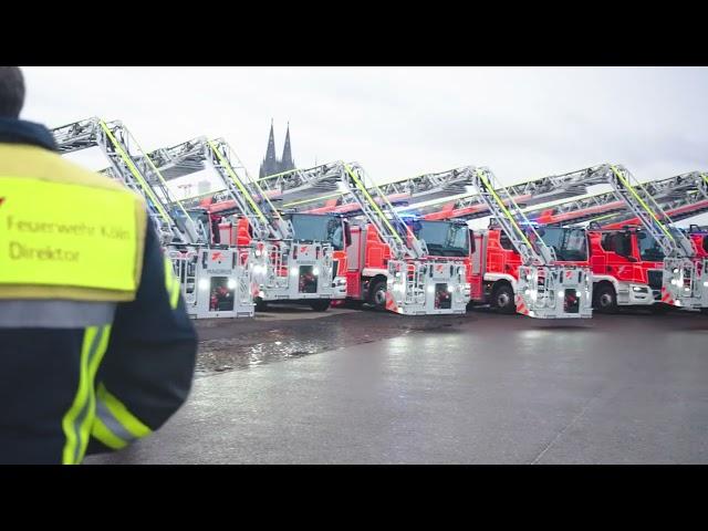 Neun neue Drehleitern für die Feuerwehr Köln