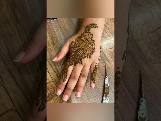 Super gorgeous mehendi designs back hand henna designs #mehndidesign2024 #hennadesign #mehndi