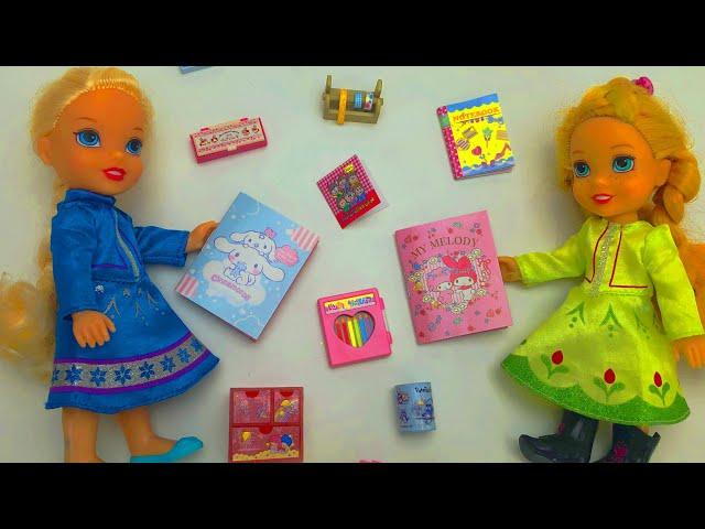 Elsa and Anna toddlers open and review miniature sets