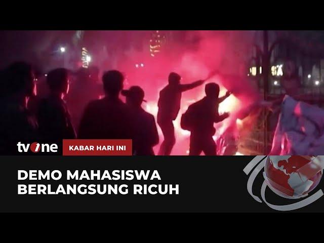 Ratusan Mahasiswa Dobrak Pagar Gedung Sate | Kabar Hari Ini tvOne