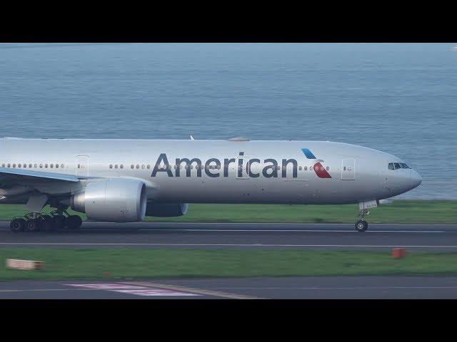 American Airlines Boeing 777-300ER N735AT Takeoff from HND 16L